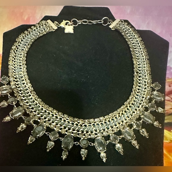 BCBGMaxAzria Statement Necklace - Picture 2 of 7